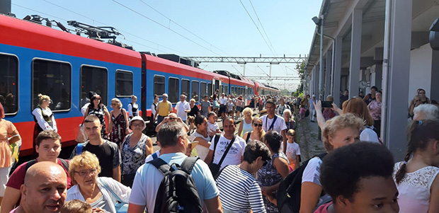 Аква возом преко 1000 путника у последње две суботе од Београда до Јагодине