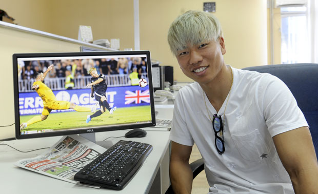 ГОСТ НОВОСТИ ТАКУМА АСАНО: Најбржи од шесторице браће, нигде не иде без кувара, а у Европу га довео Венгер...