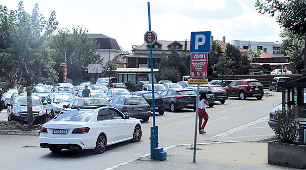 У Врању јавне гараже као решење за хаос