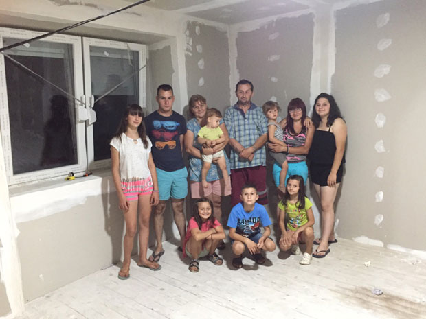 ХУМАНОСТ НА ДЕЛУ: Срби за Србе помажу Ђурићима