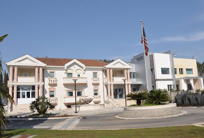 УПОЗОРЕЊЕ АМБАСАДЕ САД У ПОДГОРИЦИ: До виза без посредника