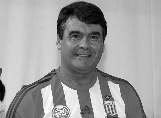 Умро легендарни тата Браун