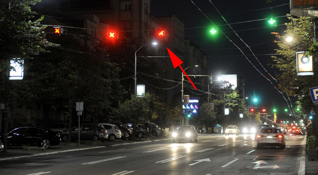 Цик-цак семафори збуњују возаче