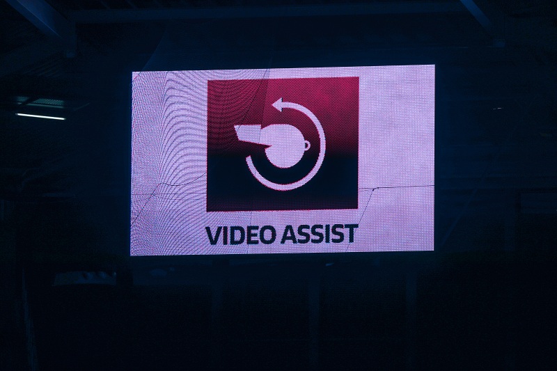 ЗВЕЗДА ДОБИЈА ВАР: Видео-технологија на стадиону Рајко Митић