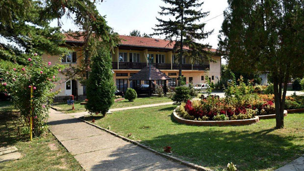 Одмаралиште на Букуљи: Прво обнова крова и зидова