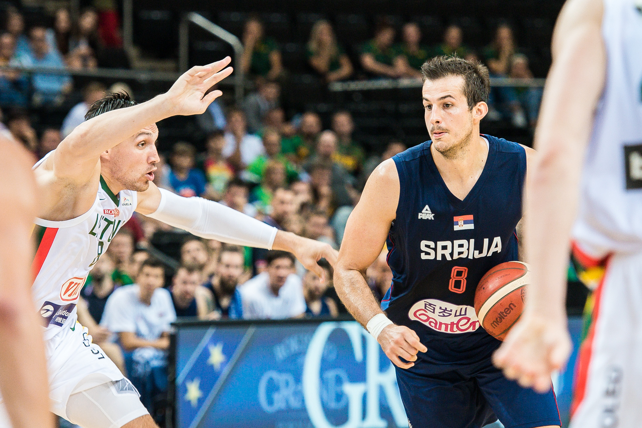 КРАЈ: Италија - Србија 64:96