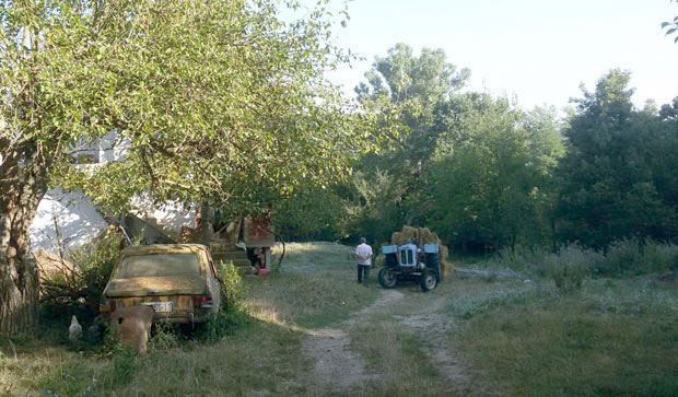 Под лупом и фамилија жртава?
