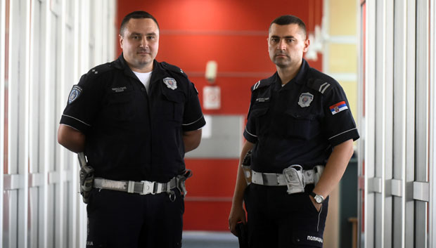 Похитали да спасу болесну девојчицу