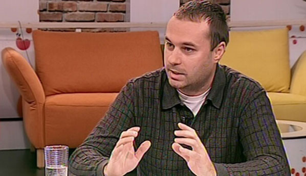 Аналитичар медија Иштван Каић: Бојкот избора. Упутство за употребу