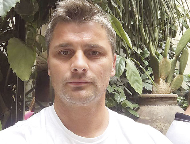 ТЕРЕН ЗВЕЗДИНА МУКА: Дејан Марковић, тренер у Швајцарској, пред меч Јанг бојса и Звезде