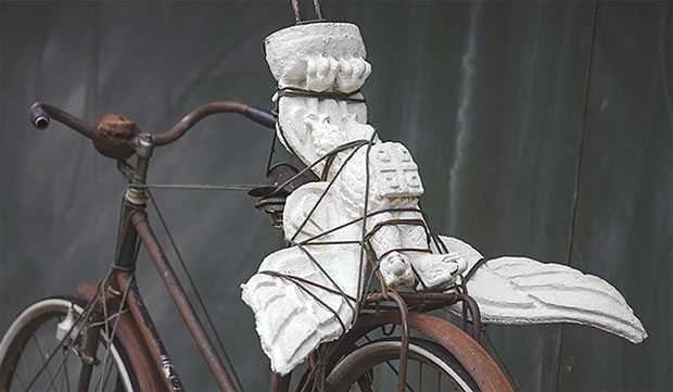 РАДОВИ РАДОША АНТОНИЈЕВИћА У МСУВ: Преплитање духа и новца