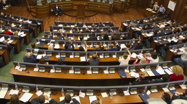 Распуштен косовски парламент