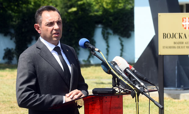 Вулин: Изједначавање комуниста и фашиста је увреда