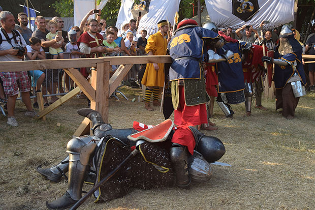 Витезови у Деспотовцу се борили за дах (Фото)