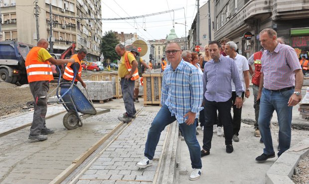 Лифт од Косанчићевог венца до Карађорђеве 