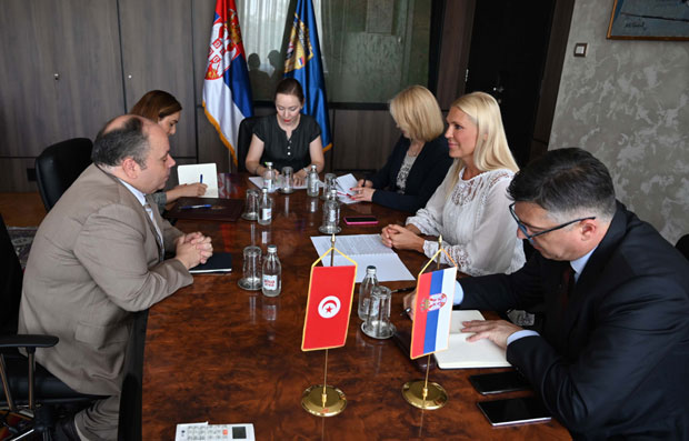 Биљана Поповић Ивковић са амбасадором Републике Тунис