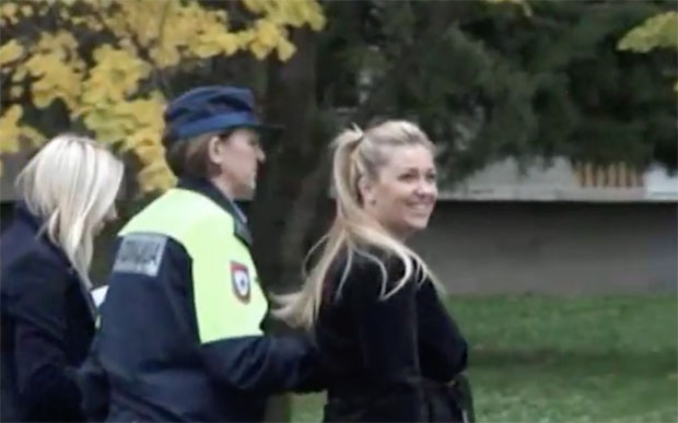 Бебе одложиле судско рочиште; Судија: Нек вам је са срећом!