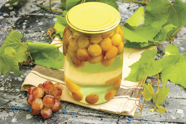 Воће у шећерном сирупу 