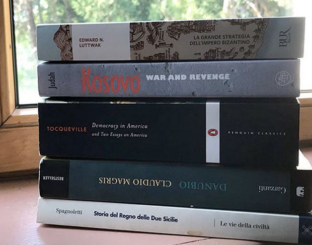 Шпијунка: Историја и трилер Сема Фабриција