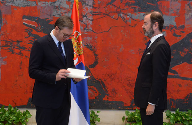 Вучић прима акредитивна писма нових амбасадора