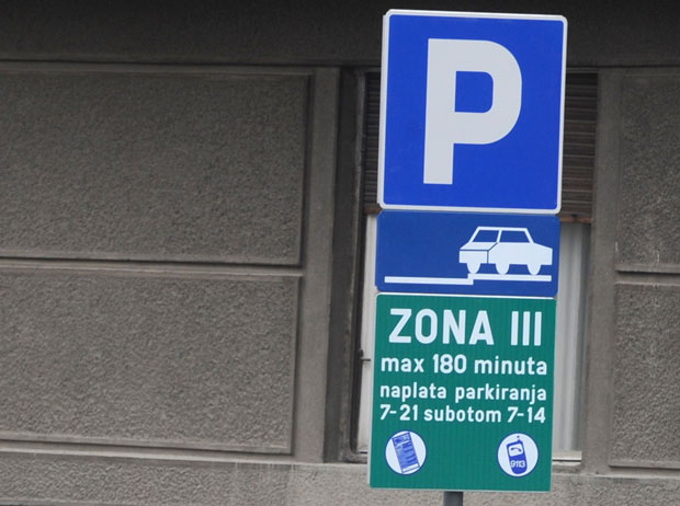 Паркирање: Зелена зона до Милана Ракића 