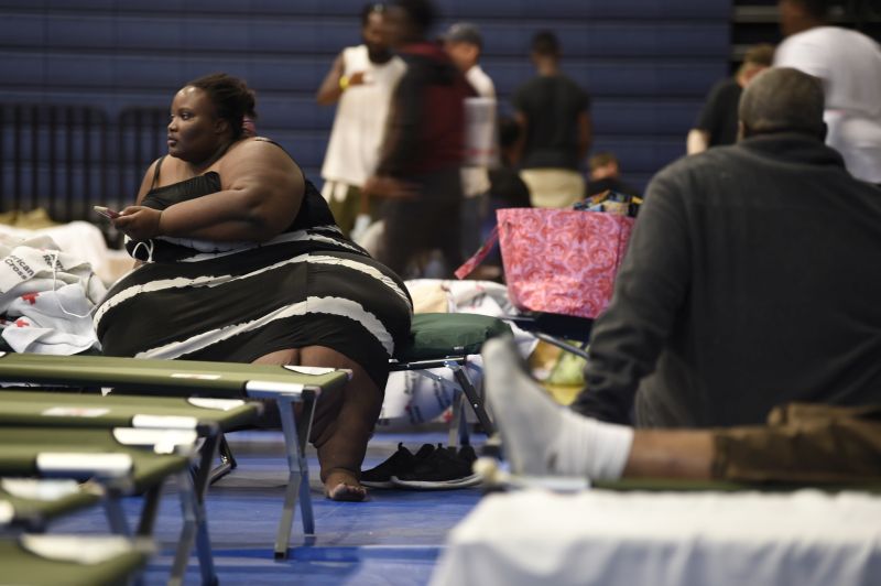 Доријан поново ојачао на 3. категорију, иде ка С. Каролини 