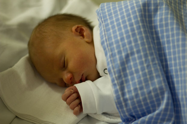 БЕЈБИ БУМ У ВРАЊУ: Осам беба рођено за једну ноћ