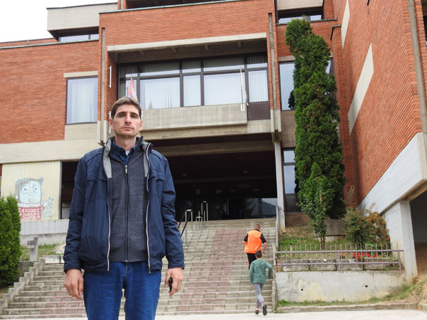 ПРЕКИНУО ШТРАЈК ГЛАЂУ: Министарство учитеља враћа у школу