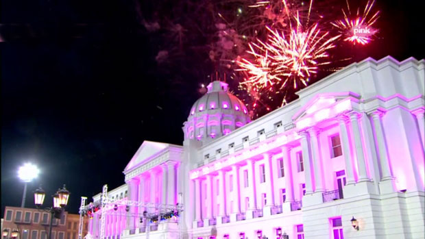 Међу учесницима бисексуалка, трудница - мајка шесторо деце, која ће да се породи у Белој кући, Крунићка шокирала изгледом, Филип једва чека да се скине го! (ФОТО/ВИДЕО)