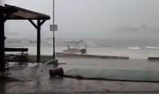 Снажно невреме и пијавица у Истри причинили штету (ВИДЕО)