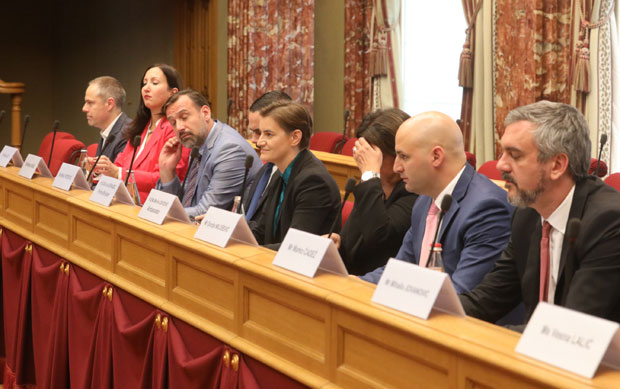 Брнабић у Српском културном центру у Луксембургу