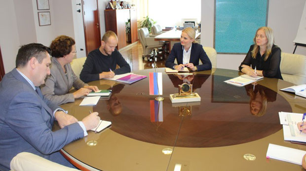 Школама за дигитализацију потребна информатичка опрема и кадар који ће прихватити нове методе рада