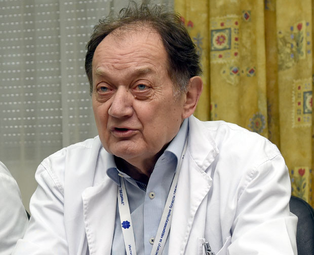 ДР МИЉКО РИСТИЋ О ЛЕЧЕЊУ ШУМАХЕРА: Све је значајно за оздрављење