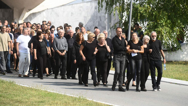 ИСПРАЋЕН РЕПЕР ДАЛИБОР АНДОНОВ: Чуваћемо успомену на твој осмех и доброту (ФОТО)