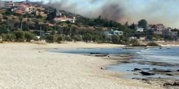 Пожари на полуострву Атика, наређена евакуација