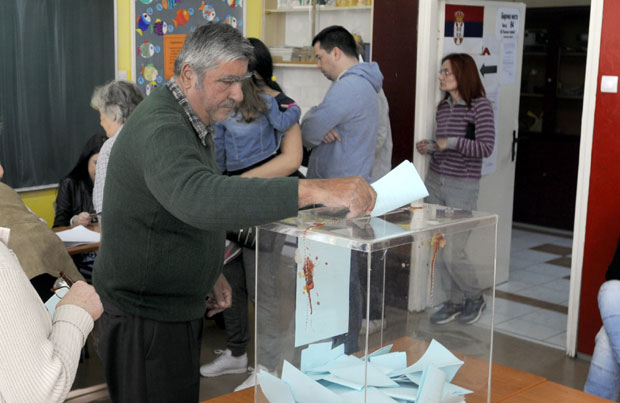 Прате кампању и сваки листић