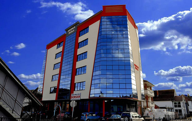 ЗАТВОРЕНЕ ШКОЛЕ: Ђаци куповали возачке дозволе