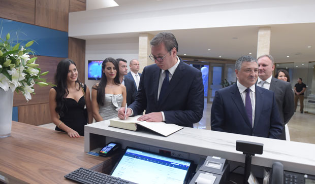 ПРЕДСЕДНИК ВУЧИЋ НА ОТВАРАЊУ НАИСА: Ускоро ауто-пут према Мердару
 (ФОТО)