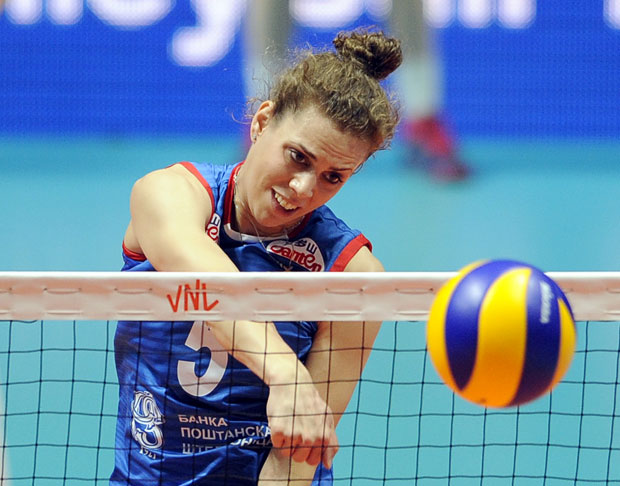 МИНИ ЗА РОЂЕНДАН: Поповићева одувала 25. свећицу