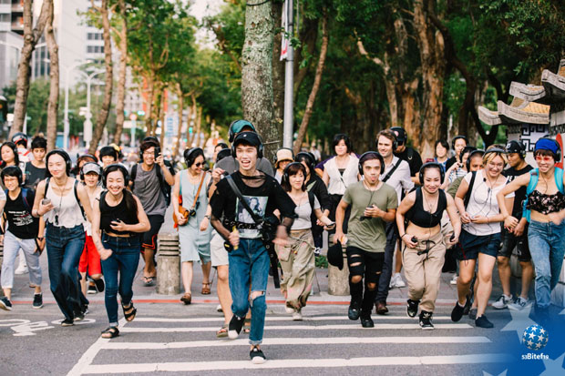 ПОЧИЊЕ 53. БИТЕФ: Завесу подиже Римини