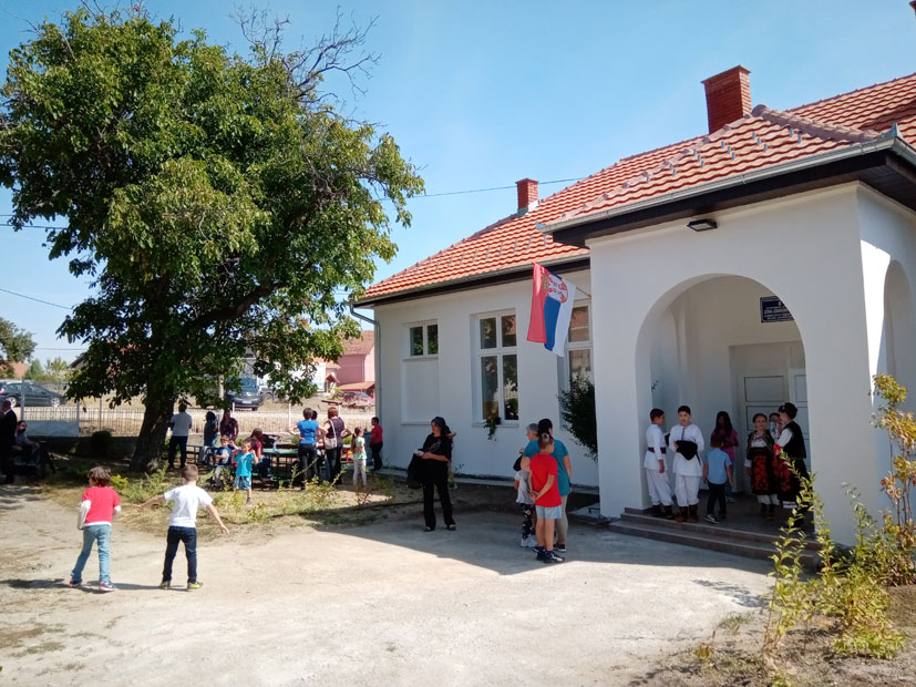 Школи од Компаније Делта холдинг 40.000 евра