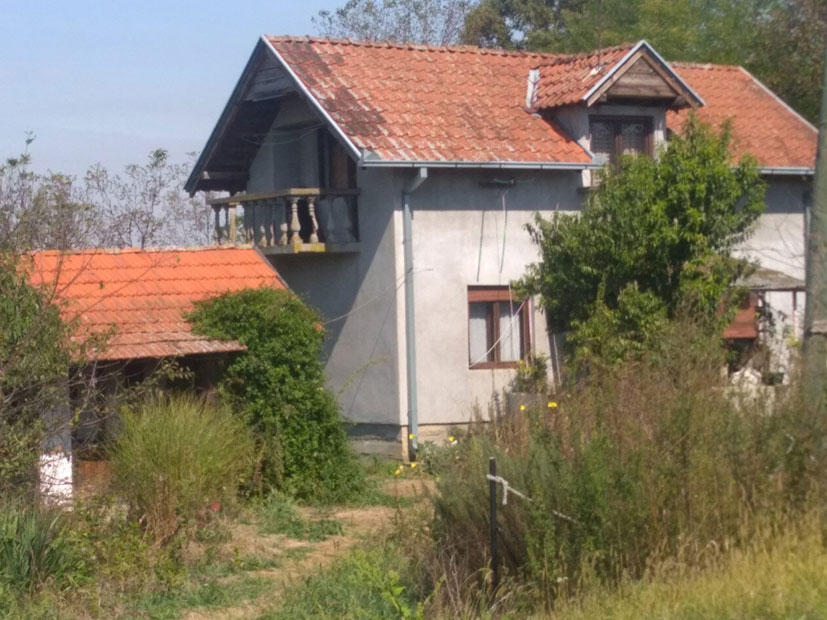 Пијан пао на главу и искрварио насмрт