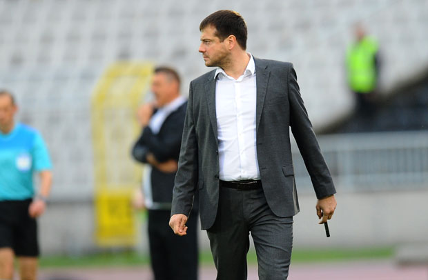 СУСПЕНЗИЈА И НОВЧАНА КАЗНА: Дисциплинска комисија ФСС санкционисала Лалатовића