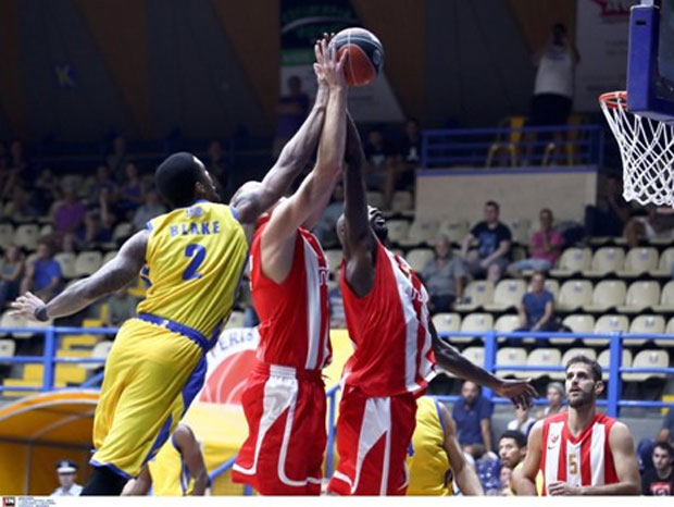 Црвена звезда боља од Перистерија у Атини