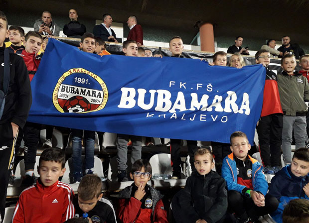 УСПОМЕНА ЗА ЦЕО ЖИВОТ: Краљевачки малишани задовољни гостовањем у Београду 