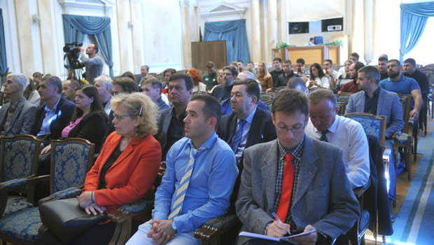 Преговорима одблокирати Ректорат