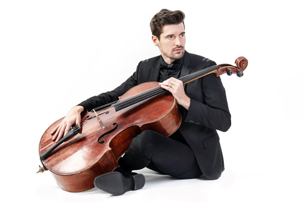 Годишња доба први пут на виолончелу