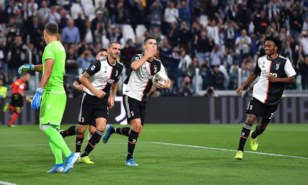 ВЕРОНА НАМУЧИЛА ШАМПИОНА: Јувентус после преокрета растужио Лазовића