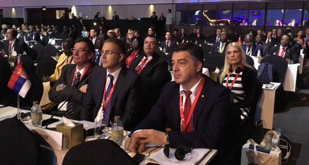 Интерпол крије ко гура Приштину