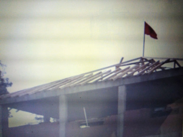 ПРОВОКАЦИЈА У ОПШТИНИ ГРАЧАНИЦА: На згради основне школе “Краљ Милутнин” постављена албанска застава